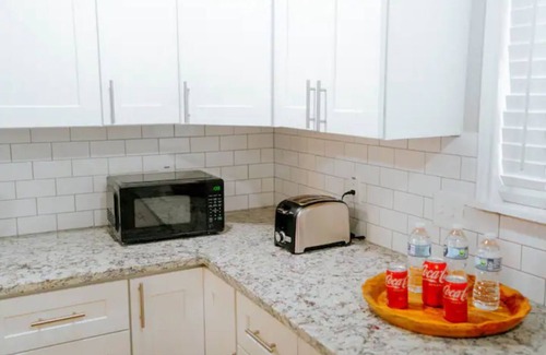 Handley Apartment | Beautiful New DFW 3BR 2BA Home Near AT&T Stadium