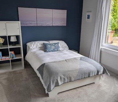 Ravelston House | Beautiful new double room great location B&B Edinburgh