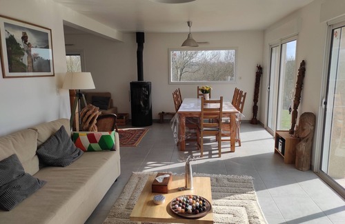 Primelin House | Beautiful new house - Sea view - Large quiet garden - Walking distance to the sea - Jacuzzi