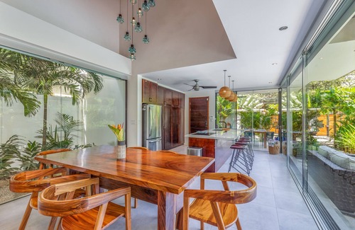 Playa Guiones House | Beautiful New Modern Home, Centrally Located, Pool, only 300m to beach