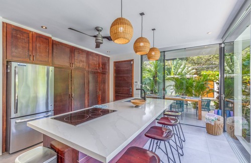 Playa Guiones House | Beautiful New Modern Home, Centrally Located, Pool, only 300m to beach