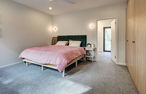Bridgewater House | Beautiful new Sustainably Designed Home in the Adelaide Hills