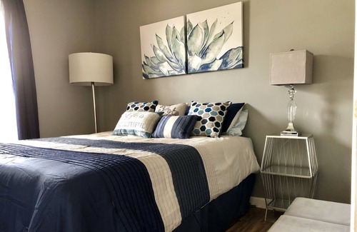 Buechel House | Beautiful Newly Remodeled Home, perfect for your weekend getaway!