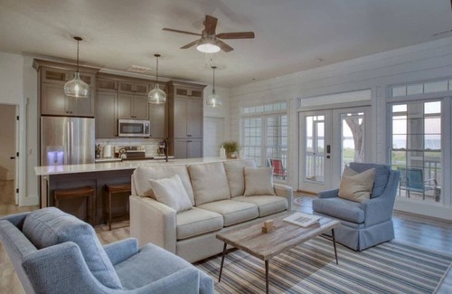 Melrose on the Beach House | Beautiful Oceanfront Cottage on Daufuskie