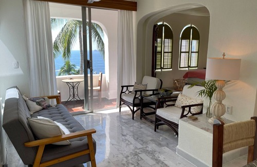 Peninsulas de Santiago Condo | Beautiful Ocean & Beach View Condo
