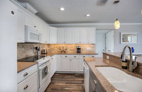 Vilano Beach House | Beautiful Ocean Front Home - “Serenity Now”