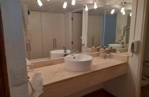 South Hotel Zone House | Beautiful ocean view, pool & beach!