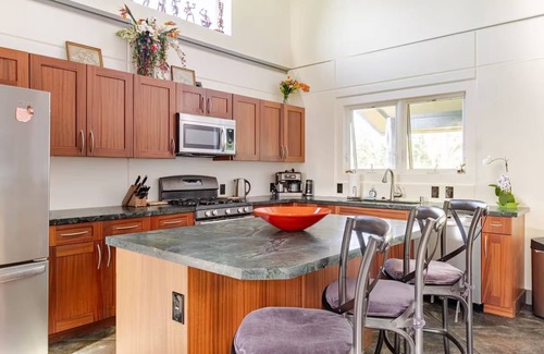 Pepeekeo House | Beautiful Oceanfront Estate with heated saltwater pool, Hamakua Coast Acreage.
