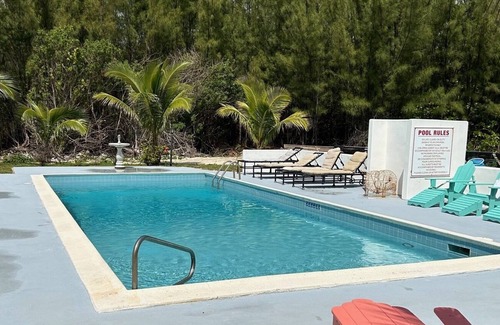 Freeport House | Beautiful oceanfront townhome just steps from the beach