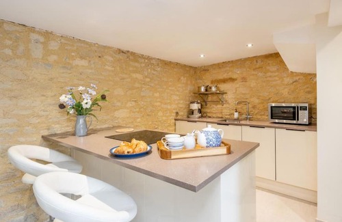 Swineford Apartment | Beautiful One-bed Countryside Retreat In Bath