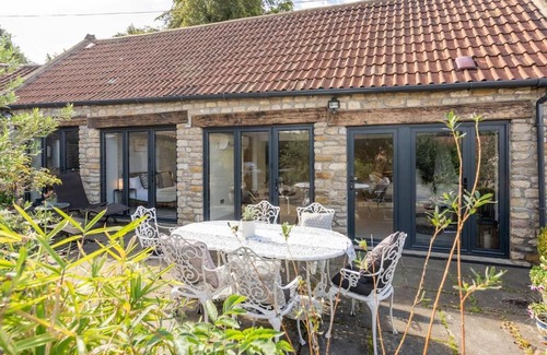 Swineford Apartment | Beautiful One-bed Countryside Retreat In Bath
