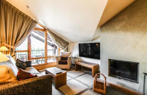 Flaine Apartment | Beautiful one-bedroom apartment with fireplace and stunning views