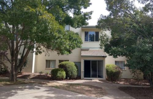 Phillip Apartment | Beautiful Outlook, nr Canberra Hospital @Woden