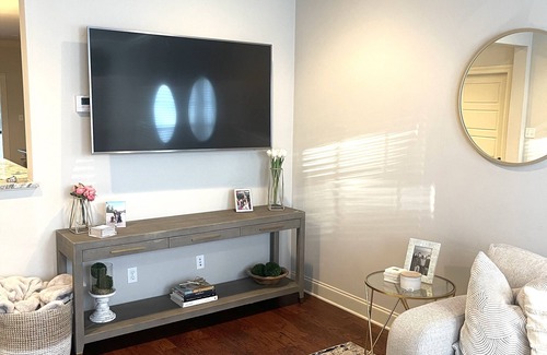 Oxford Condo | Beautiful Oxford Townhouse