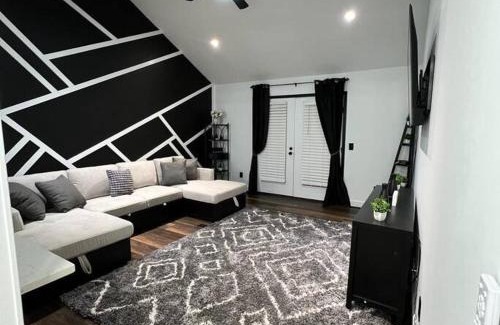 Auburn Apartment | Beautiful Paradise near AU