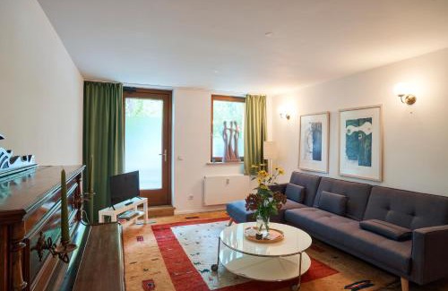 Pankow Apartment | Beautiful Park Apartment for 4 Guests