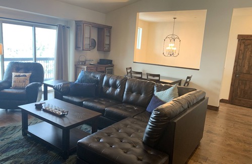 Park City House | Beautiful Park City/Heber Townhome w/Hot Tub - 10min from Resorts