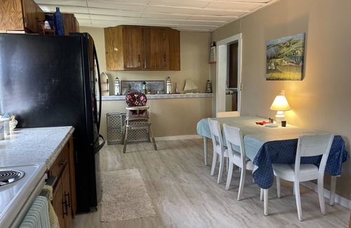 Wells Cottage | BEAUTIFUL & PEACEFUL FAMILY COTTAGE ON THE LITTLE LAKE IN CLASSIC VERMONT.