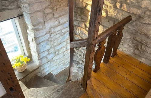 Froggatt House | Beautiful Peak District Cottage with Hot Tub