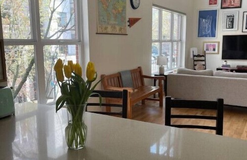 Pearl District Condo | Beautiful Pearl District Loft