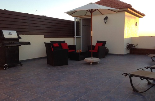 Dherynia Apartment | Beautiful Penthouse Apt with fantastic Famagusta view 10 min from Ayia Napa