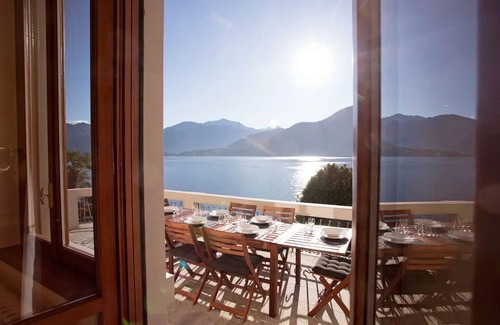 Tremezzina Apartment | Beautiful period pool villa for 8 directly on the lake by Italian Apartments
