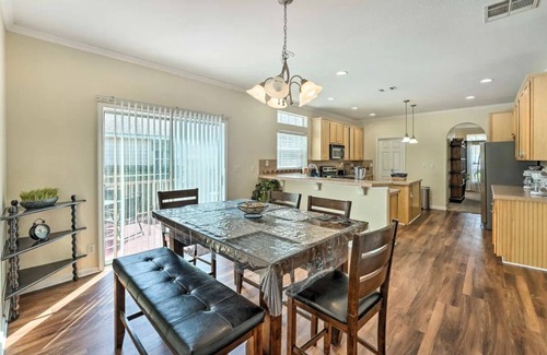 Flour Bluff House | Beautiful Pet-Friendly Home By The Beach!