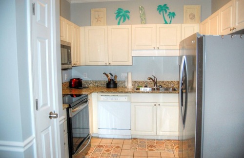 Vaught Condo | Beautiful Pet friendly in gated community