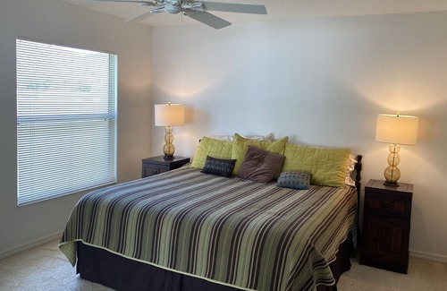 Virginia Trace Villa | Beautiful Pet-Friendly Villa w/ BBQ Grill, & FREE WiFi!