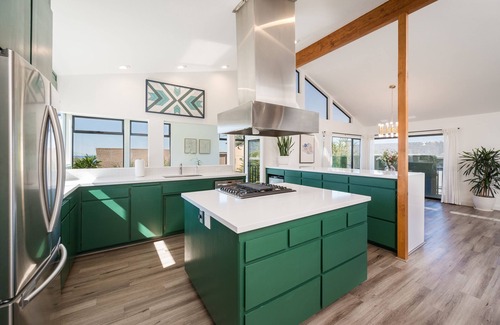 Park Hill House | Beautiful, Pet-Friendly 3 bed/2.5 bath Beach Retreat on Park Hill in Cambria!