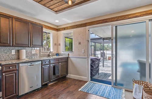 Lake Sarasota House | Beautiful, Pool Home Close to Beach, Golf, UTC