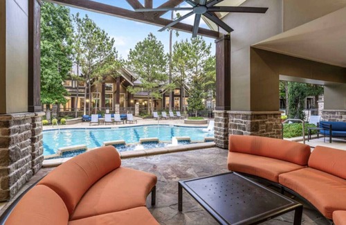 Grogan's Mill Apartment | Beautiful Pool View 1 bedroom/1 bath condo in The