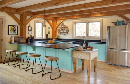 Edgartown House | Beautiful Post and Beam. Built in 2013. Sleeps 6-8
