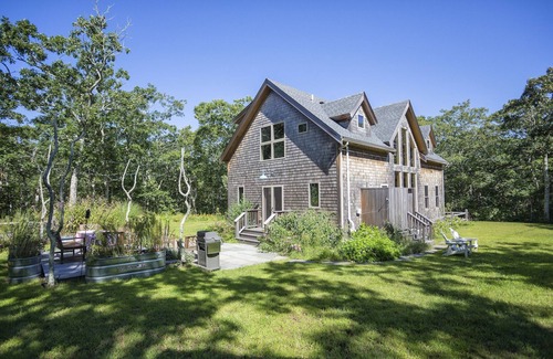 Edgartown House | Beautiful Post and Beam. Built in 2013. Sleeps 6-8