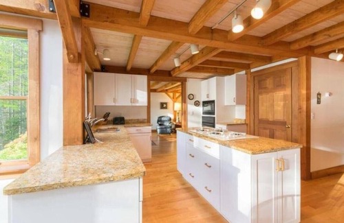 North Brooklin Ski Chalet | Beautiful Post and beam home right on Blue Hill Bay