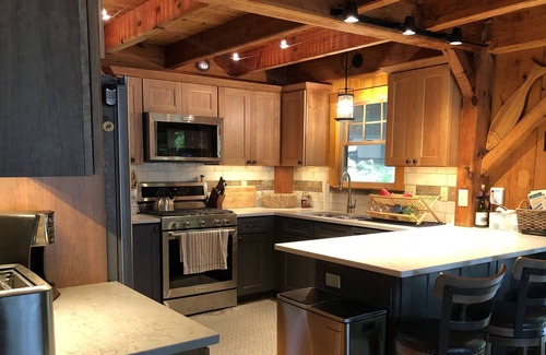 West Poland House | Beautiful Post and Beam on crystal clear Thompson Lake