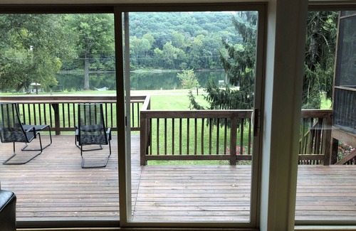 Bakerton House | beautiful Potomac riverfront