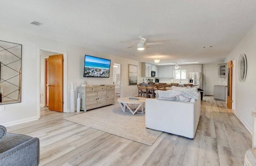 Gulf Trace House | Beautiful Private Pool with Private Beach Access