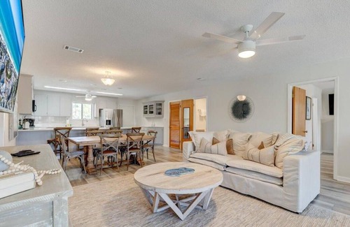 Gulf Trace House | Beautiful Private Pool with Private Beach Access