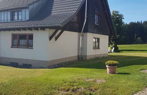 Eisenbach House | Beautiful private villa for 5 guests with WIFI, TV, patio and parking