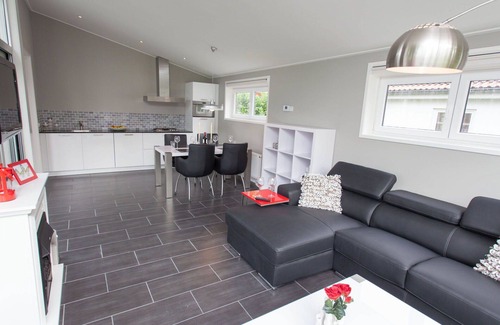 West-Graftdijk House | Beautiful private villa for 6 guests with WIFI, TV, terrace and parking