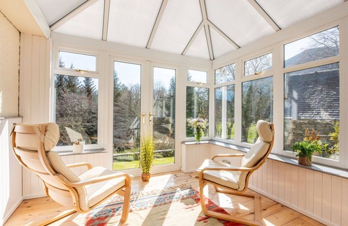 Invermoriston House | Beautiful private villa for 8 people with WIFI, TV, patio and panoramic view