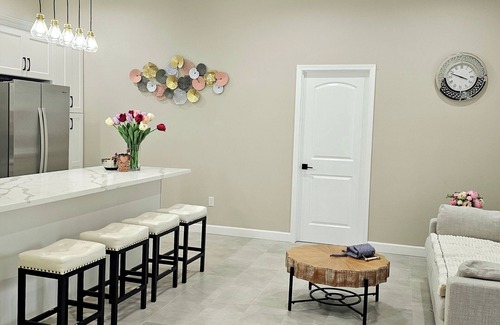 Placentia House | Beautiful Private Bedroom Placentia - Walking distance to CSU Fullerton