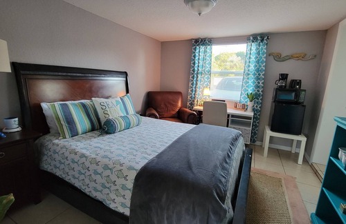 Eustis Apartment | Beautiful~Private~Clean~Affordable~Peaceful Hideaway Near Mt. Dora