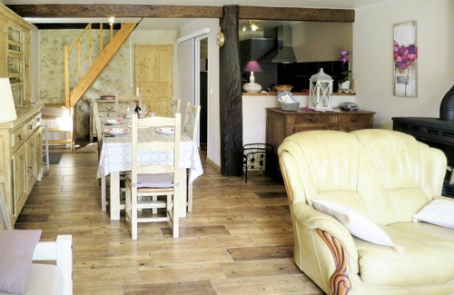 Cissac-Medoc House | Beautiful private villa for 5 people with pool, WIFI, TV and terrace