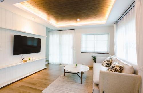 Samut Sakhon Villa | Beautiful private house