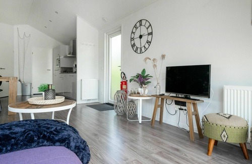 Enkhuizen House | Beautiful private villa for 4 guests with WIFI, TV, terrace and parking