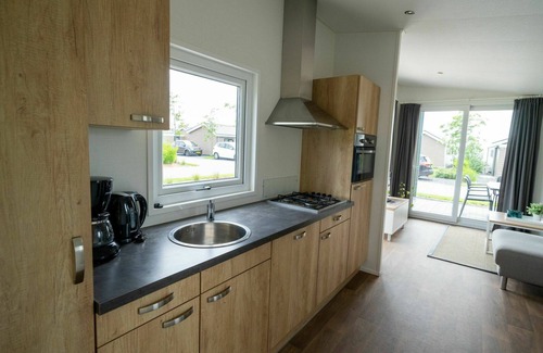 Enkhuizen House | Beautiful private villa for 4 guests with WIFI, TV, terrace and parking
