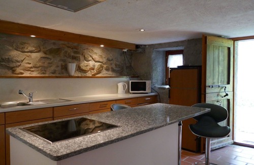 Negrentino House | Beautiful private villa for 5 people with WIFI, TV, patio, pets allowed and panoramic view