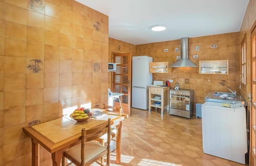 Badia Blava Villa | Beautiful private villa for 6 people with private pool, A/C, WIFI, TV, patio and parking